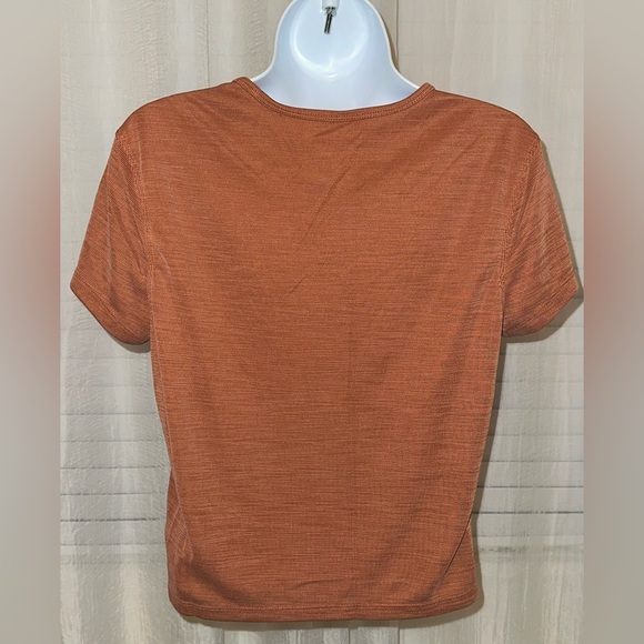 Women’s Athleta Ribbed Tee - Size Small - Picture 3 of 4